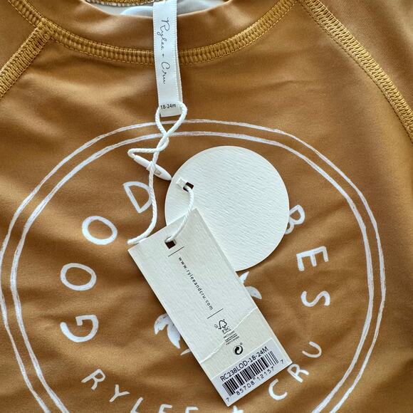 Rylee + Cru Rashguard Sunshirt - Size 18-24m - Picture 2 of 4